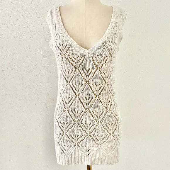 ANN TAYLOR LOFT Women's sz Medium Cream Crochet Knit Sleeveless Tunic Top Beach - Picture 2 of 6